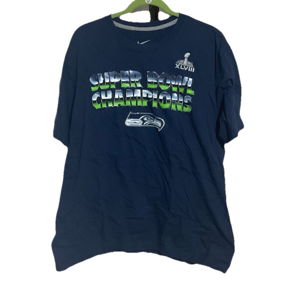 Seattle‎ Seahawks  Super Bowl XLV111 Champions Blue Nike Tee Shirt Size XL